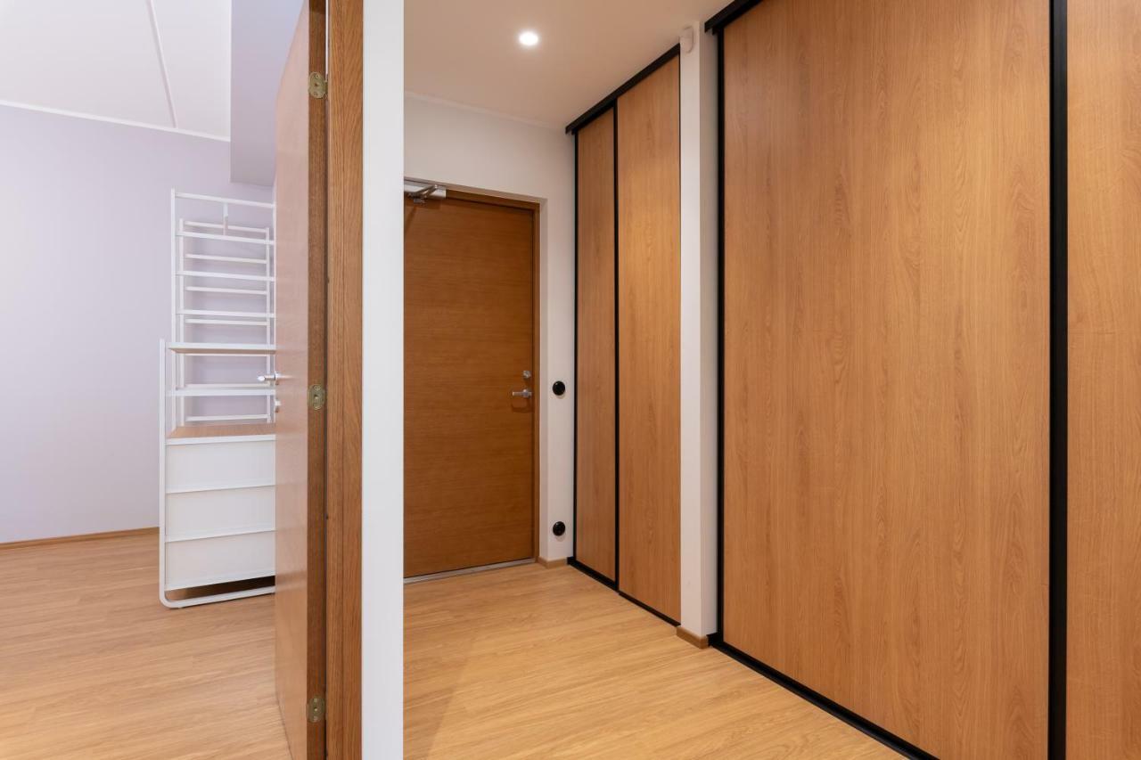 Self-Check-In 2 Bedroom Apartment With A Terrace And Free Parking 塔林 外观 照片